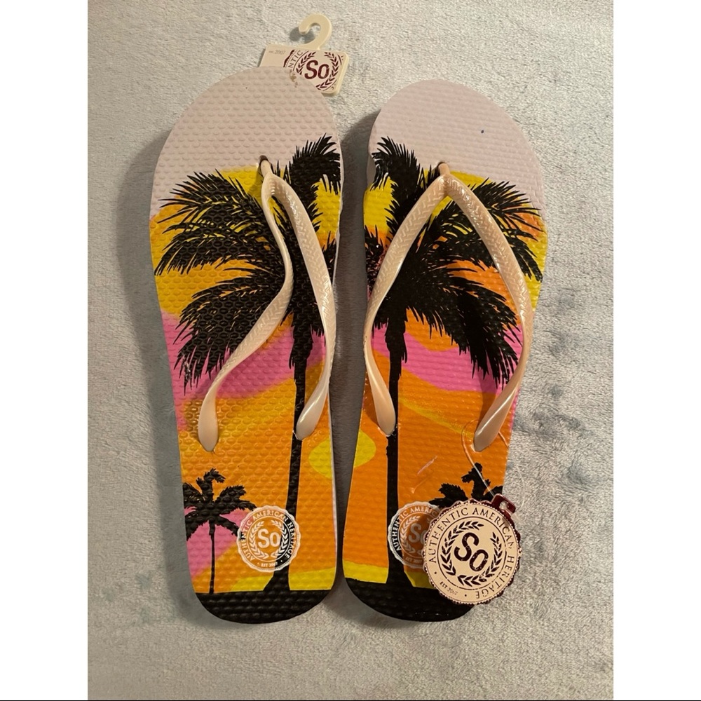 Palm Tree Flip Flops